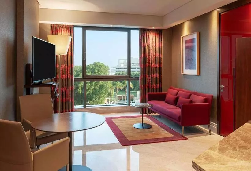 سوئیت اجرایی با تخت کینگ, Jumeirah Creekside Dubai