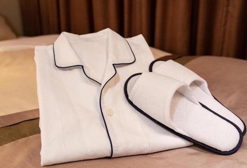 اتاق اجرایی, Keio Plaza Hotel Hachioji