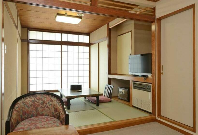 Номер Economy, Kinugawa Royal