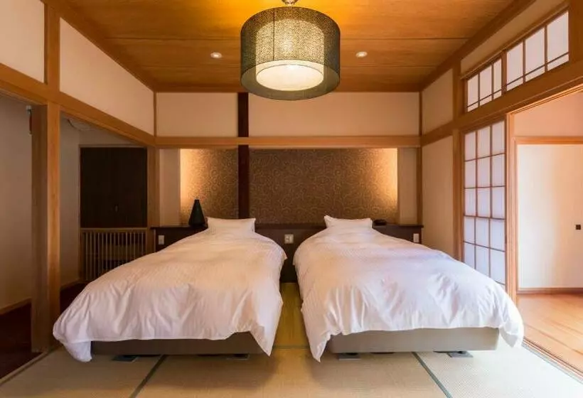 スーペリアールーム, Takanosukan