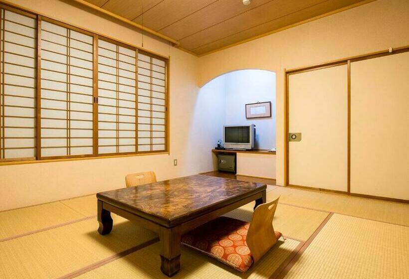 חדר סטנדרט, Takanosukan