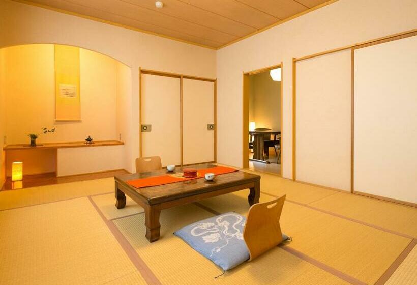 חדר סטנדרט, Takanosukan