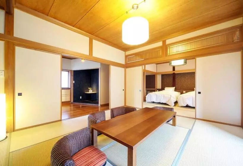 デラックスルーム, Takanosukan