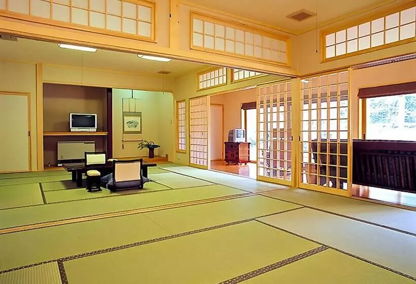 スイート（家族用）, Takanosukan