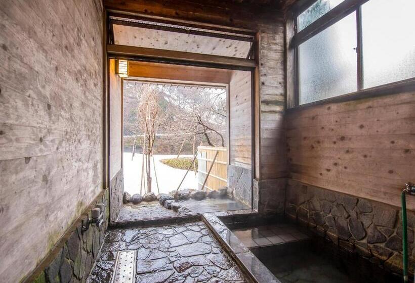 Семейный Номер Deluxe, Takanosukan