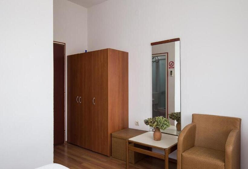Quarto Estandar Vista Mar com Sacada, Villa Konalic