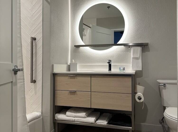 סוויטה, Towneplace Suites Weatherford