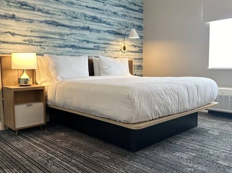 סוויטה, Towneplace Suites Weatherford