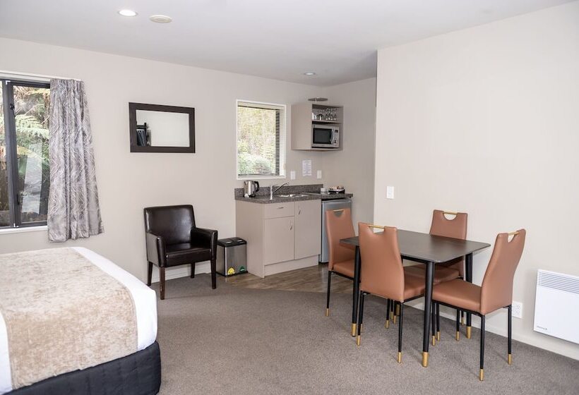 １ベッドルームアパートメント, 58 On Cron Motel