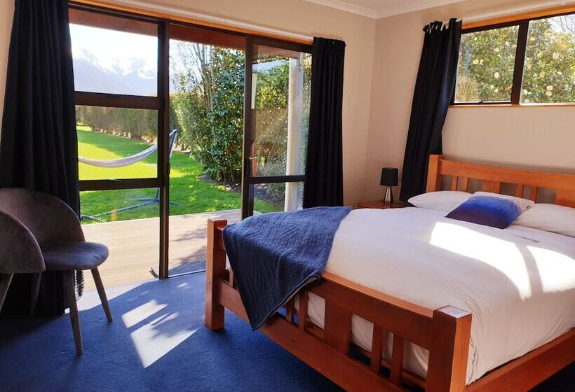 منزل غرفتين نوم, Te Mahuru Retreat