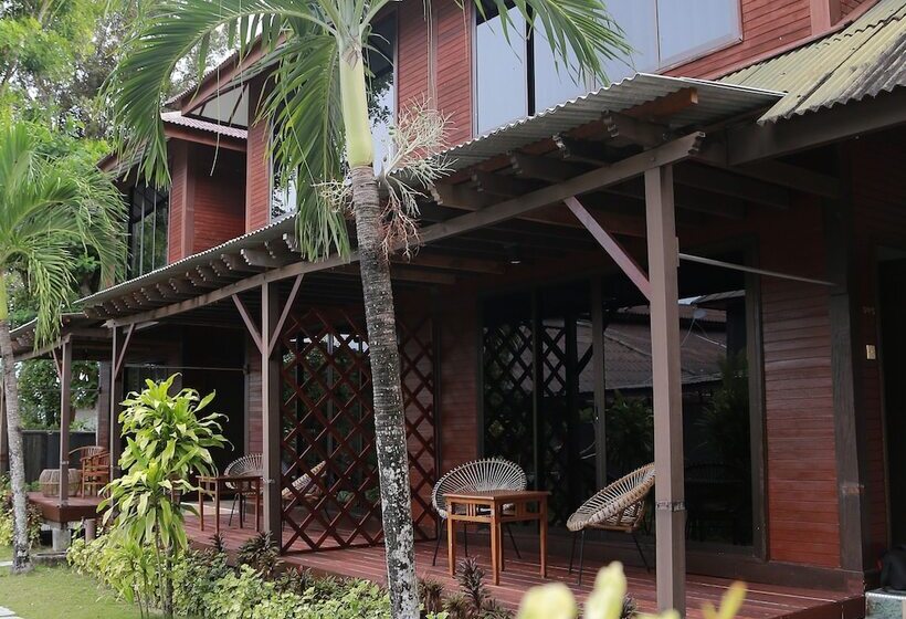 풀장 전망 디럭스 룸, Arwana Perhentian Eco & Beach Resort