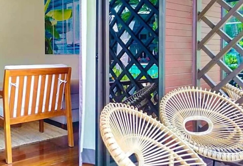 풀장 전망 디럭스 룸, Arwana Perhentian Eco & Beach Resort