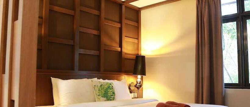 풀장 전망 디럭스 룸, Arwana Perhentian Eco & Beach Resort