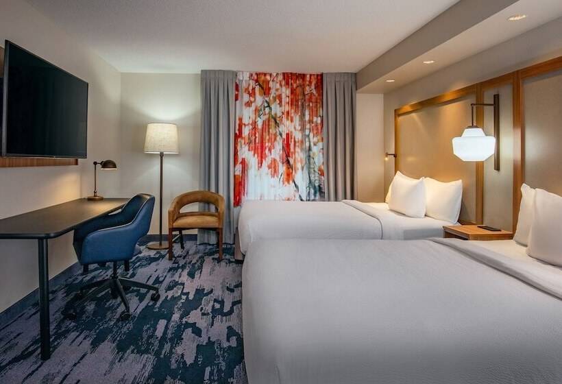 带2个双人床的标准工作室, Fairfield Inn & Suites By Marriott Brunswick Freeport