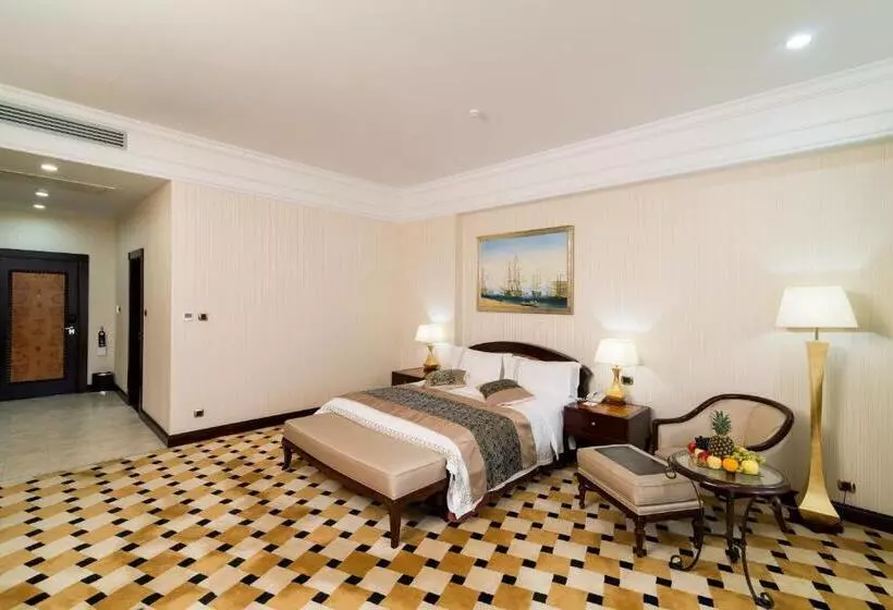 اتاق لوکس, Royal Tulip Almaty