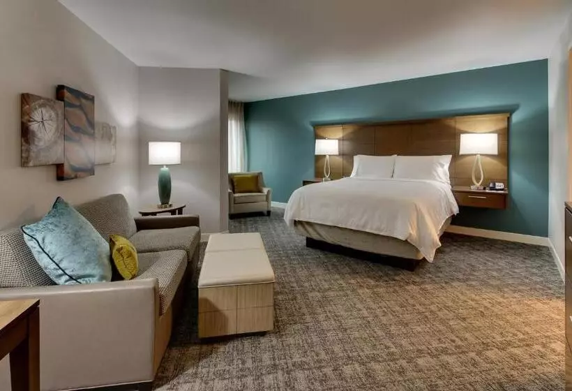 キングサイズベッドのスイートルーム, Staybridge Suites Missoula, An Ihg