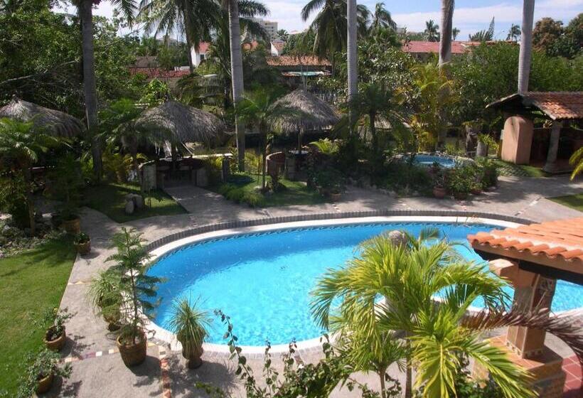 חדר סטנדרט לשלושה עם מרפסת, Casa Virgilios B&b