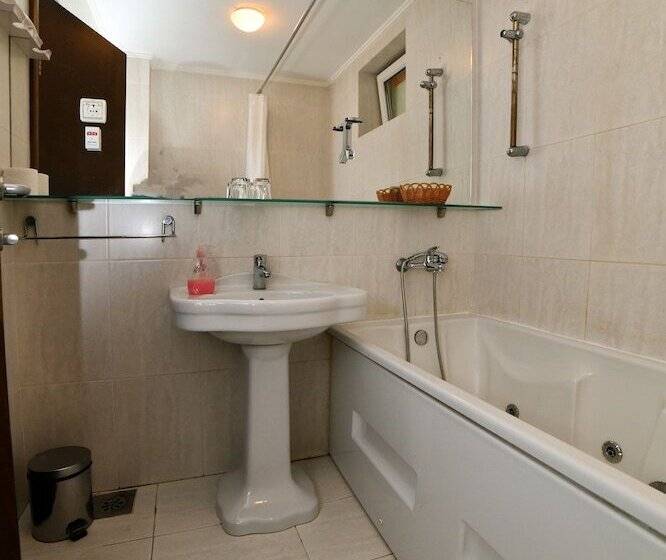 اتاق استاندارد, Garni Hotel Garson Lux Ns