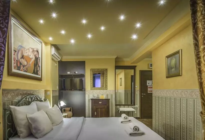اتاق استاندارد سه نفره, Garni Hotel Garson Lux Ns