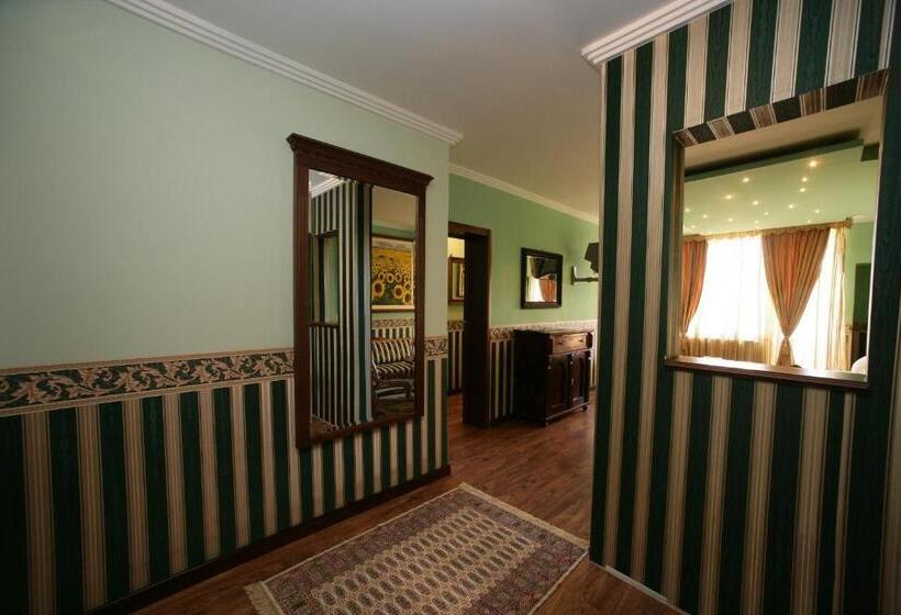 סוויטה משפחתית, Garni Hotel Garson Lux Ns