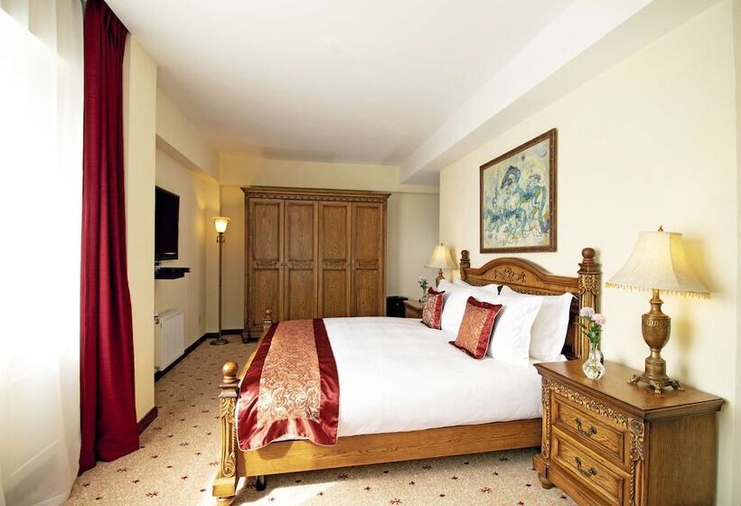 سوییت اجرایی, Kempinski Hotel Khan Palace