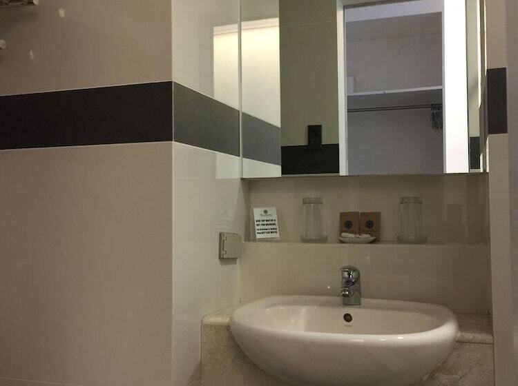 اتاق سوپریور, Metrocentre