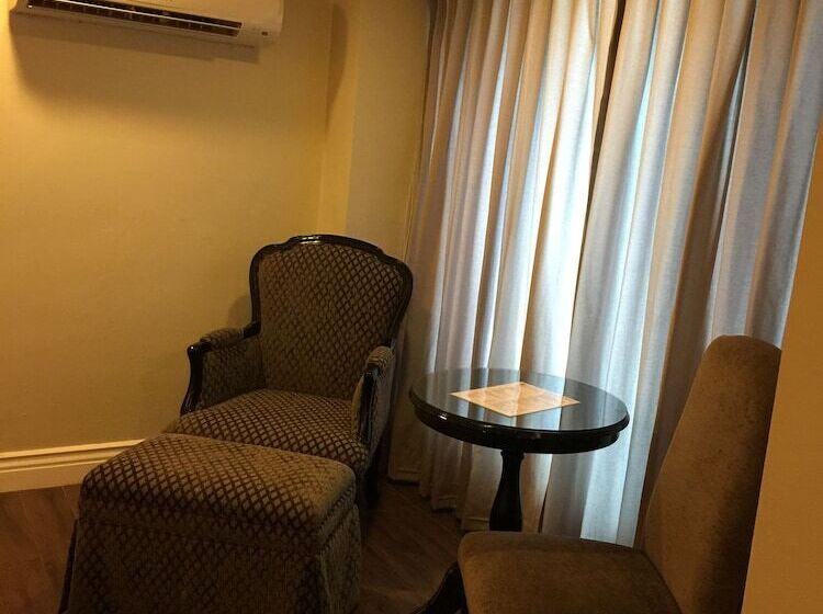 اتاق لوکس, Metrocentre