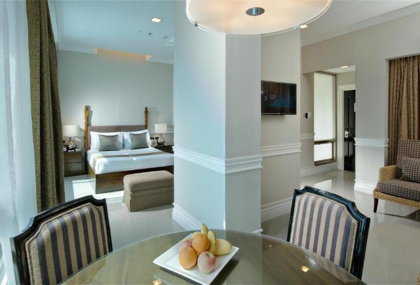 سوئیت پنت هاوس, Metrocentre