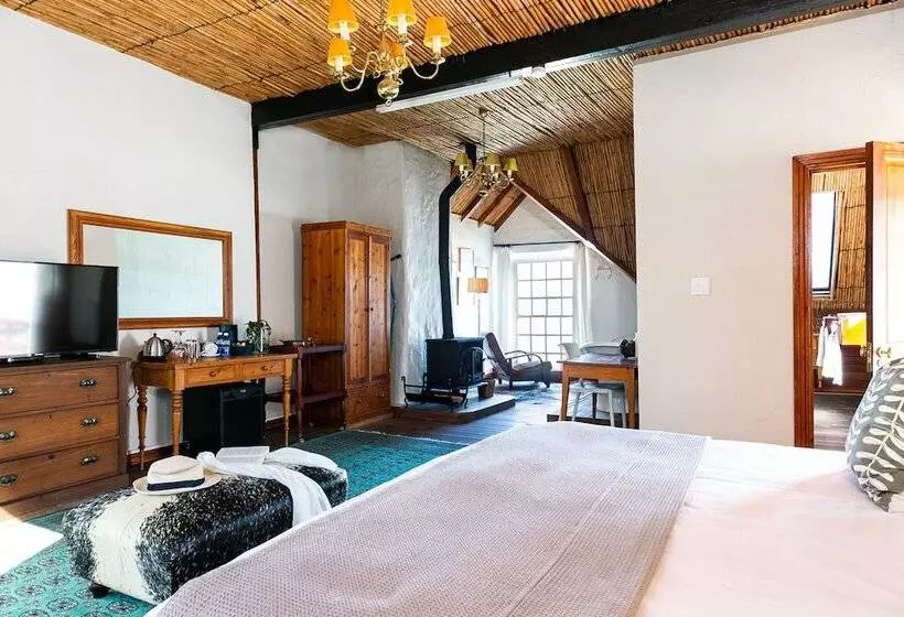 ロマンチックな部屋, The Farmhouse