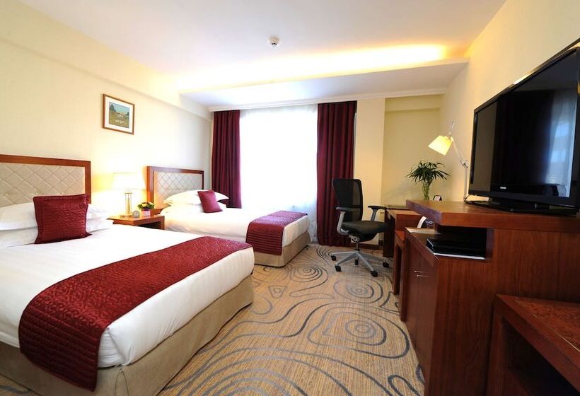 اتاق سوپریور, Kempinski Hotel Khan Palace