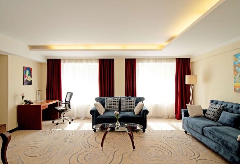 Suite Deluxe, Kempinski Hotel Khan Palace