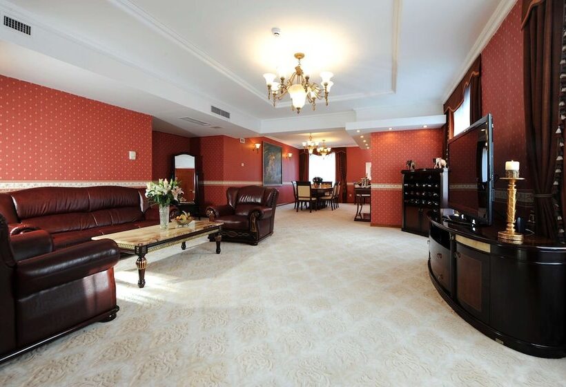 سوئیت پرزیدنت, Kempinski Hotel Khan Palace