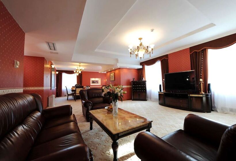 سوئیت پرزیدنت, Kempinski Hotel Khan Palace