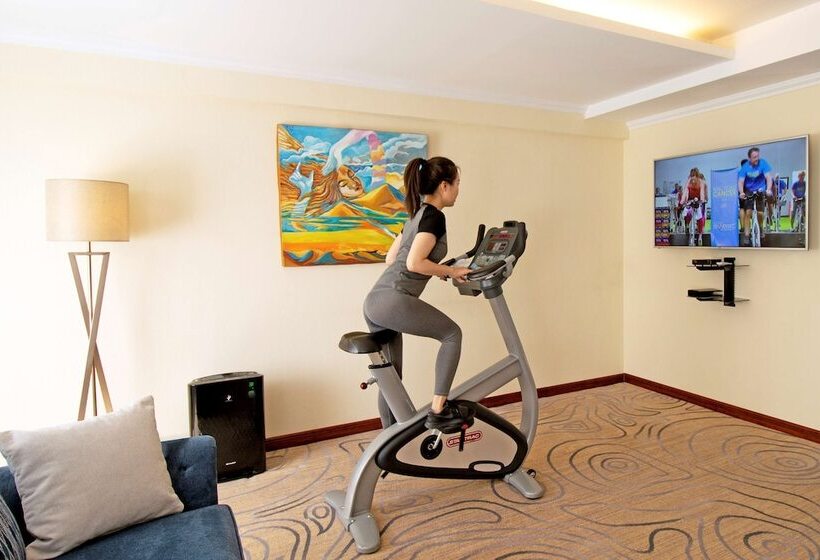 Suite Deluxe, Kempinski Hotel Khan Palace