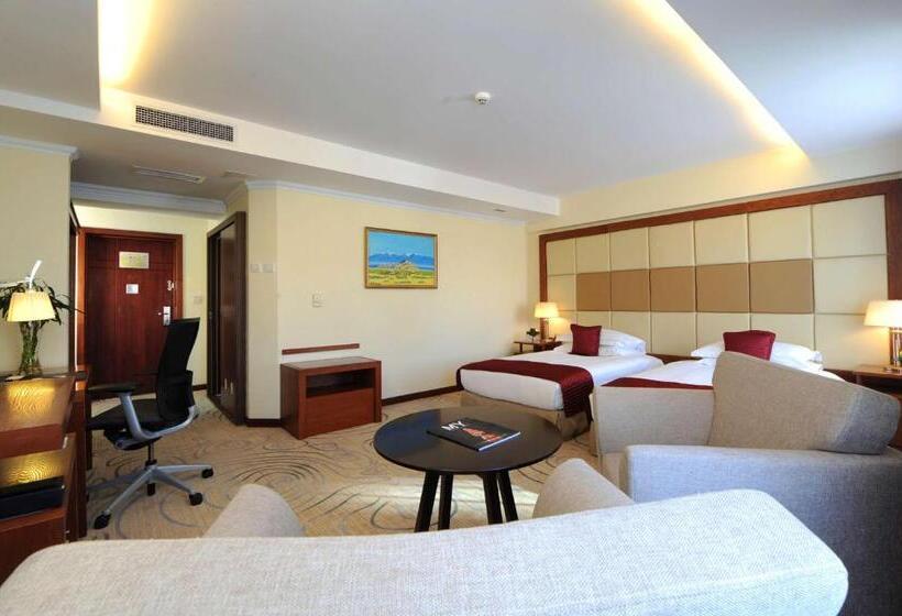 اتاق سوپریور, Kempinski Hotel Khan Palace