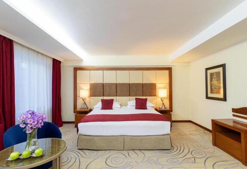 اتاق لوکس با تخت بزرگ, Kempinski Hotel Khan Palace