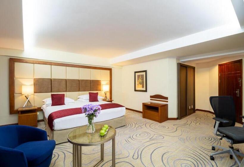 Habitación Deluxe Cama King, Kempinski Hotel Khan Palace