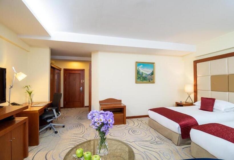 Habitación Deluxe, Kempinski Hotel Khan Palace