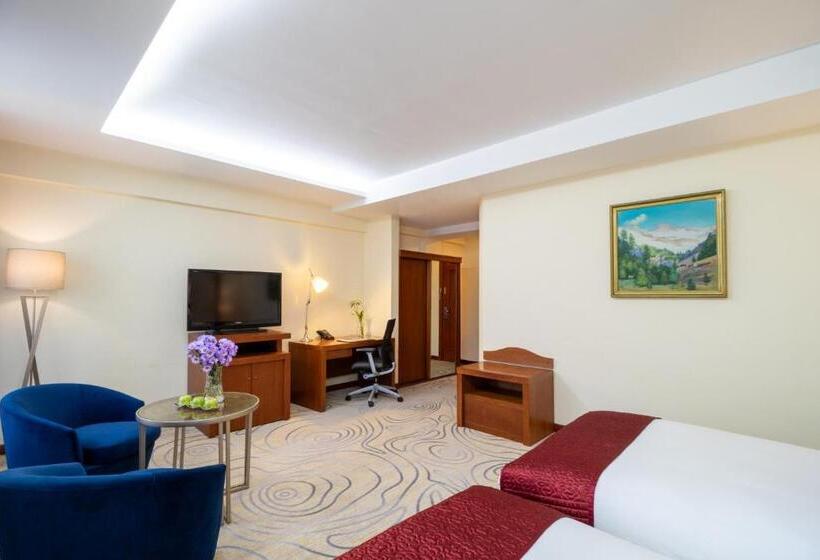 Habitación Deluxe, Kempinski Hotel Khan Palace