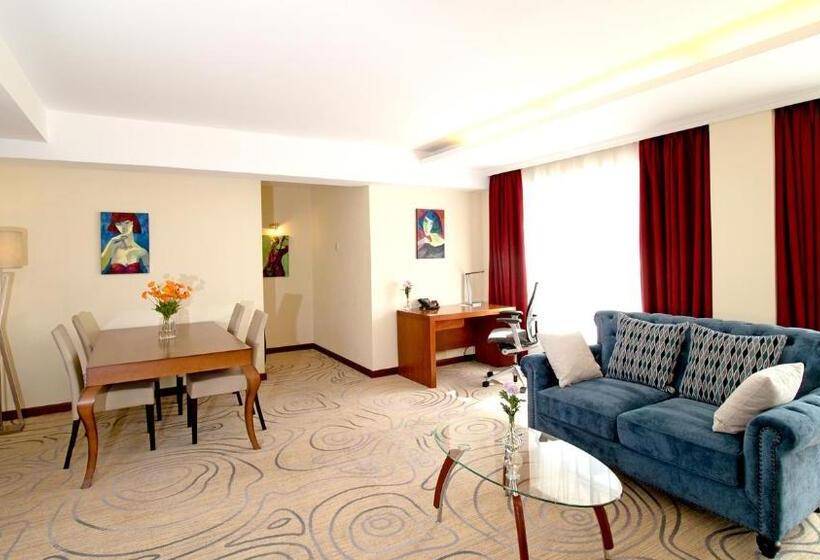 سوییت سوپریور, Kempinski Hotel Khan Palace