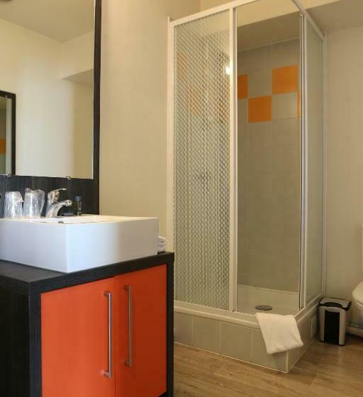 Студия Стандарт, Adonis Paris Sud