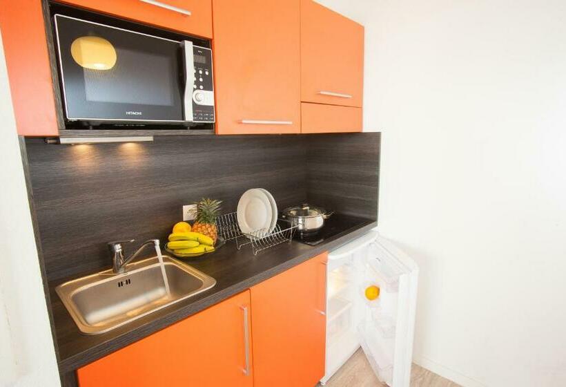 Студио Стандарт с Балконом, Adonis Paris Sud