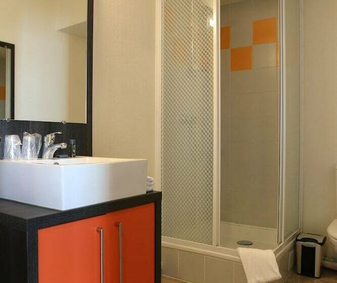 Студия Стандарт, Adonis Paris Sud