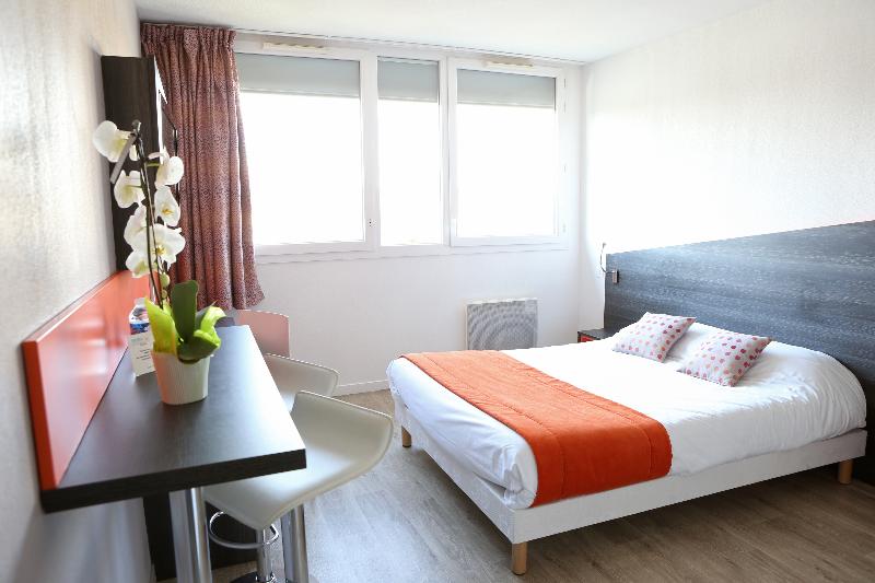 Студия Стандарт, Adonis Paris Sud