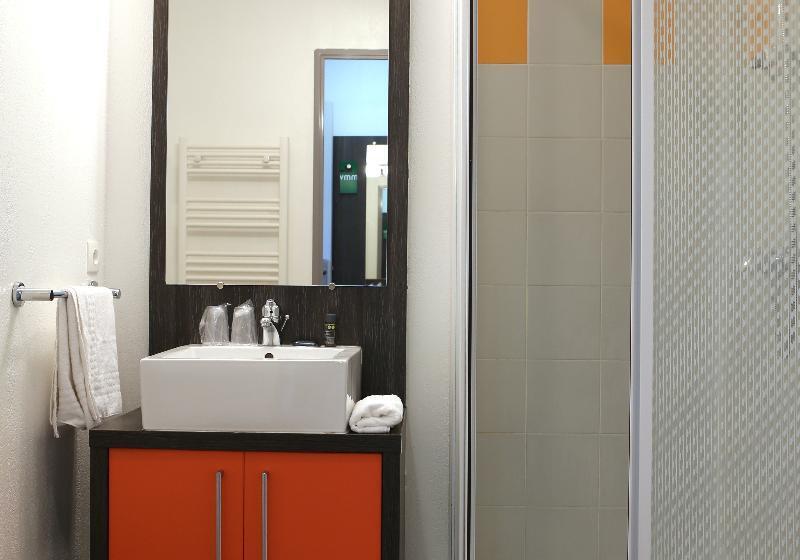 Студия Стандарт, Adonis Paris Sud