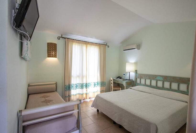 חדר סטנדרט לשלושה, Alma Resort