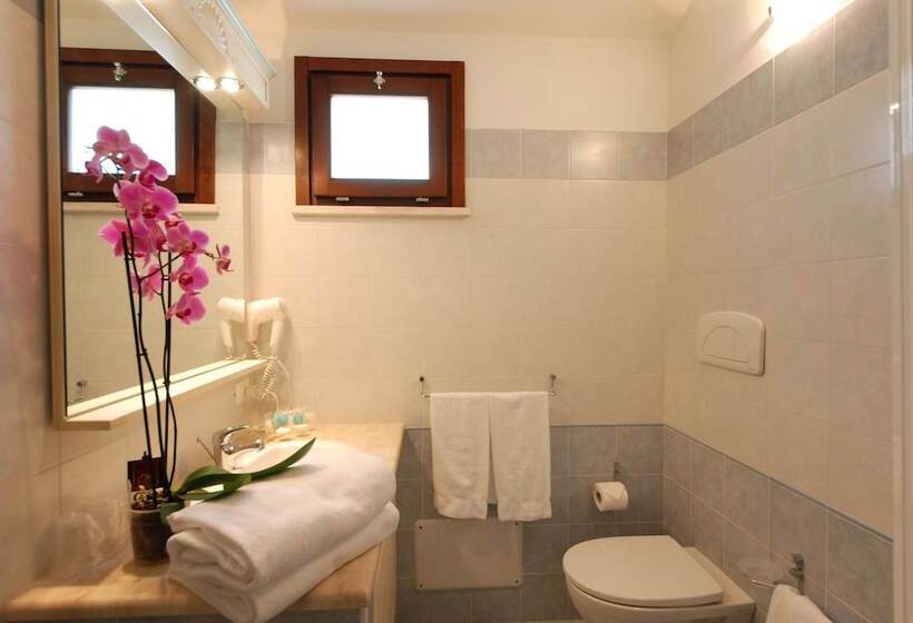 חדר סטנדרט לארבעה, Alma Resort