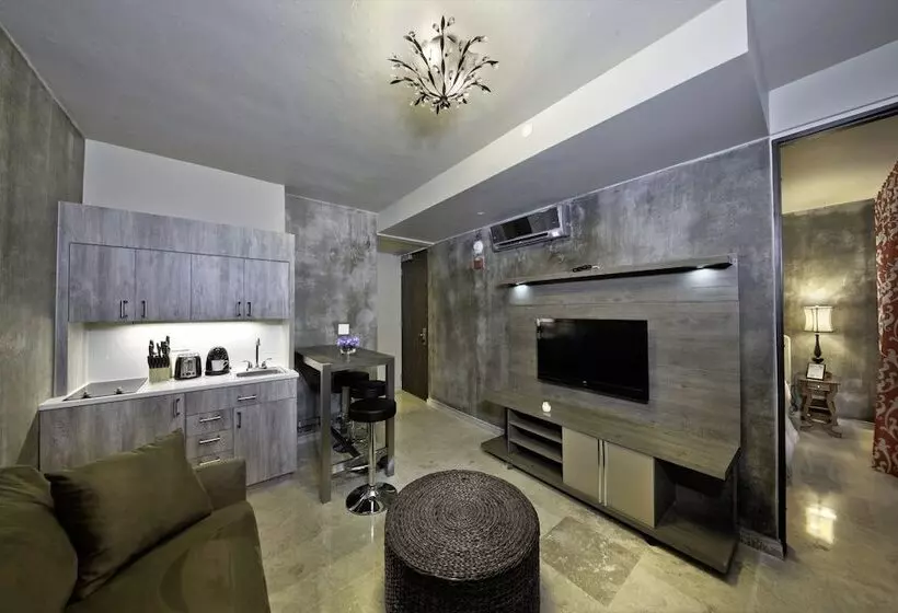 سوییت لوکس, Ciqala Suites Hotel San Juan