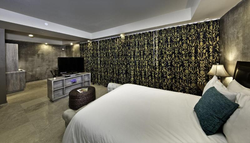 استودیوی لوکس, Ciqala Suites Hotel   San Juan