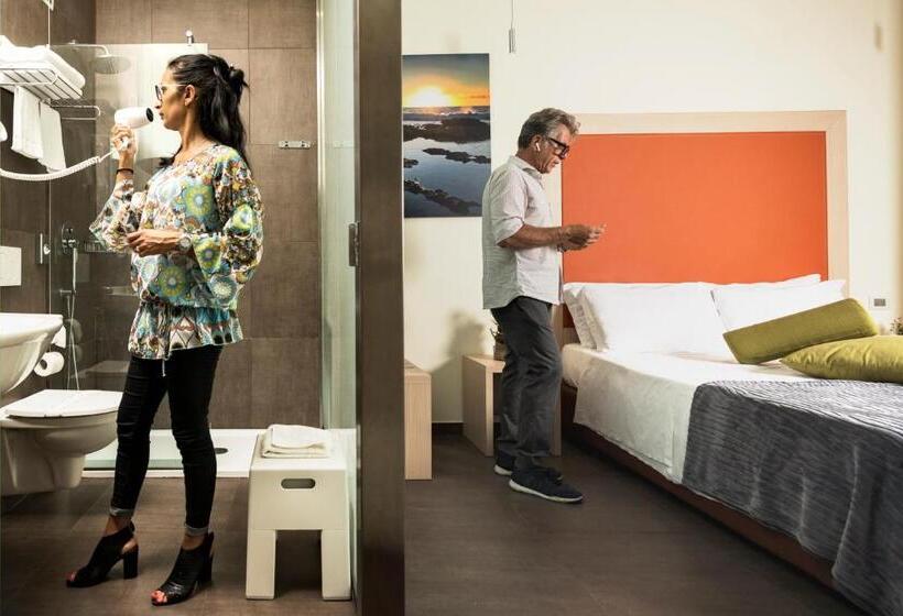 Номер Стандарт, 33 Baroni